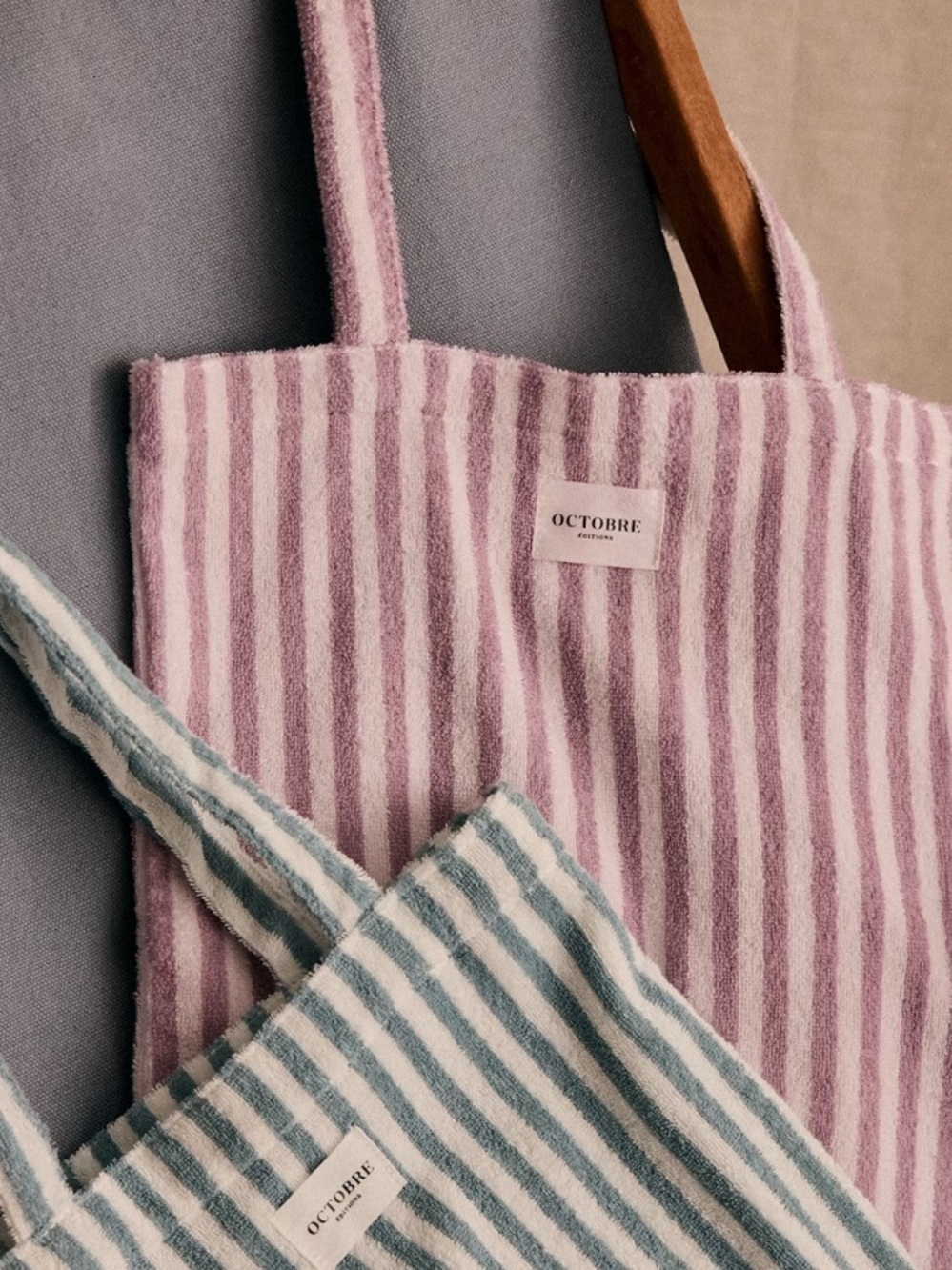 Sézane Octobre tote bag, French Terry/beach towel material, striped mauve white